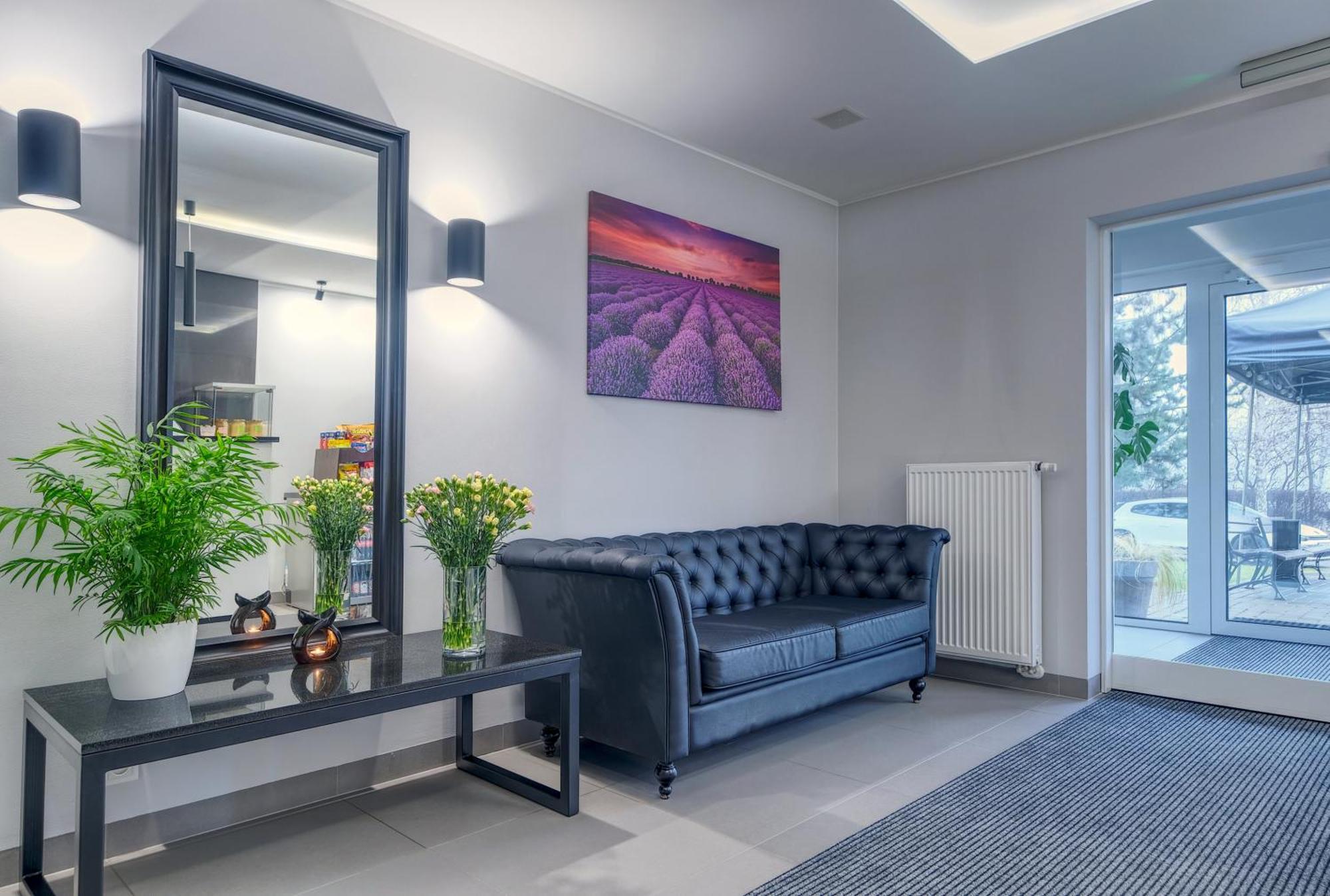 Bed and Breakfast Lawendowy Dwor Pszczółki Exteriér fotografie