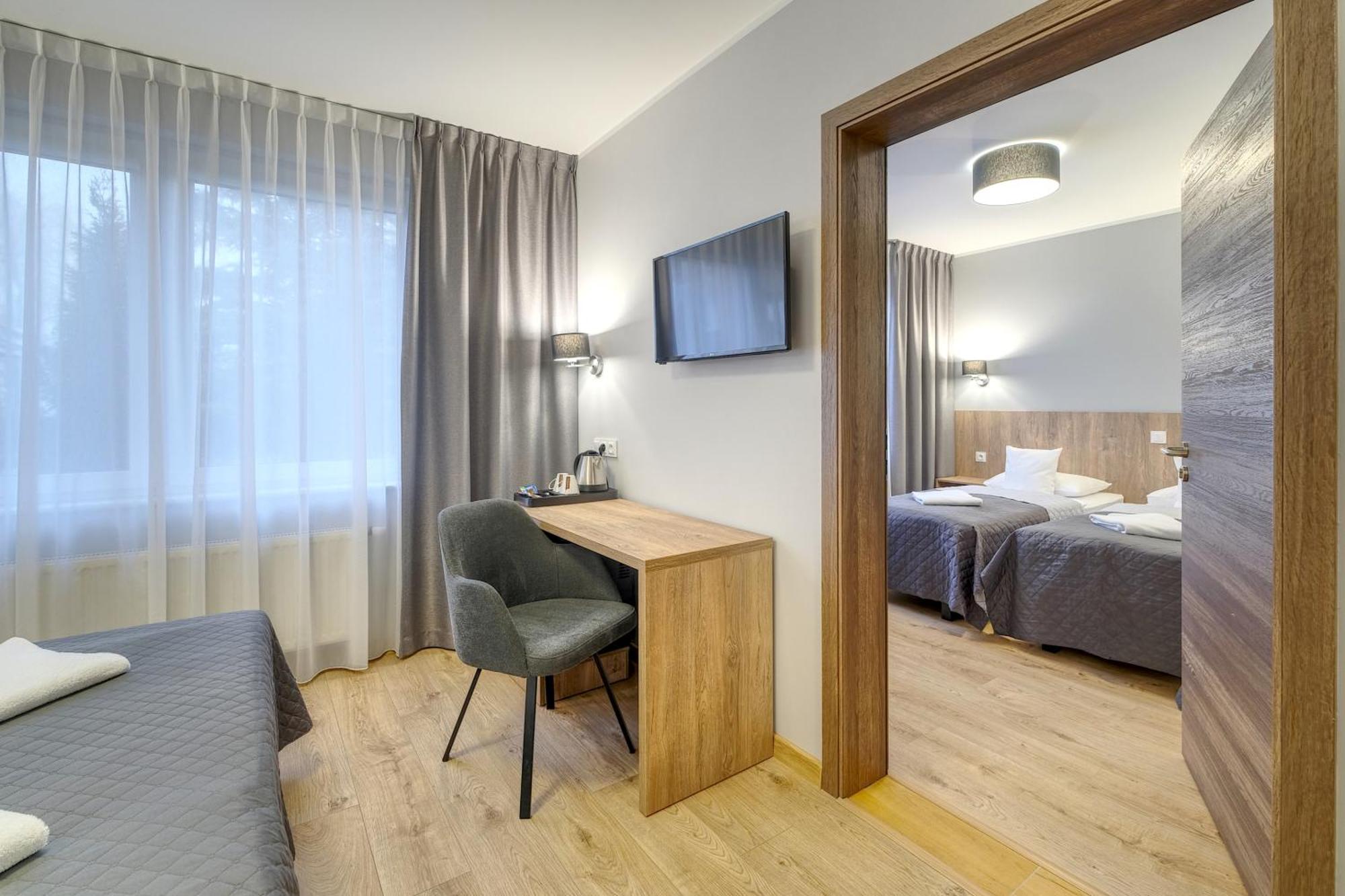 Bed and Breakfast Lawendowy Dwor Pszczółki Exteriér fotografie